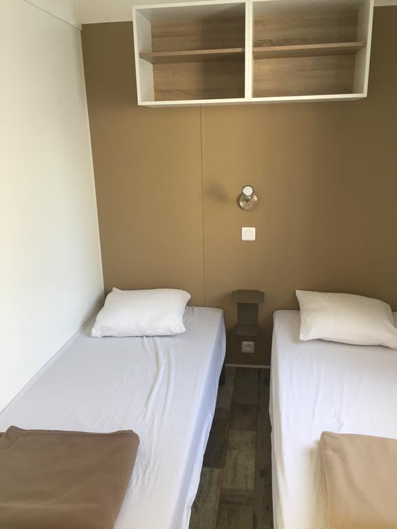 普罗普里亚诺 米勒拉露营旅馆酒店 外观 照片